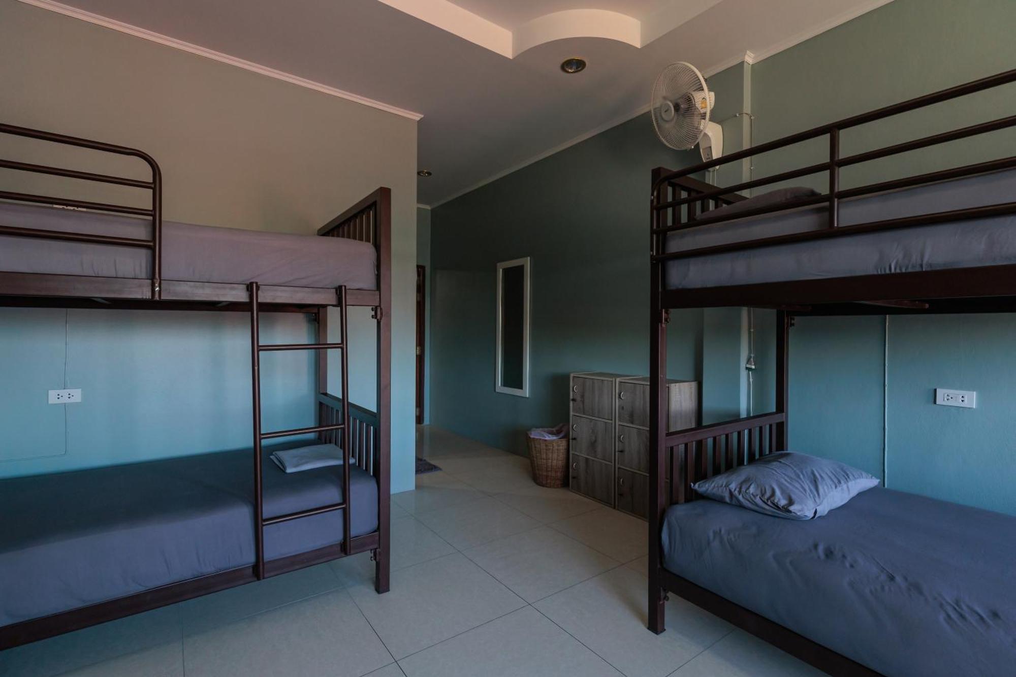 House Of Happiness Hostel Thongsala Exterior photo